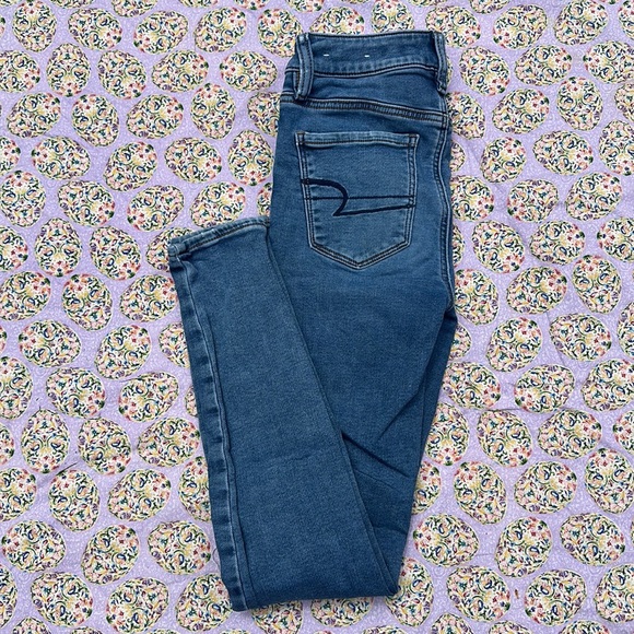 American Eagle distressed next level stretch high rise jegging size 0 - Picture 6 of 9